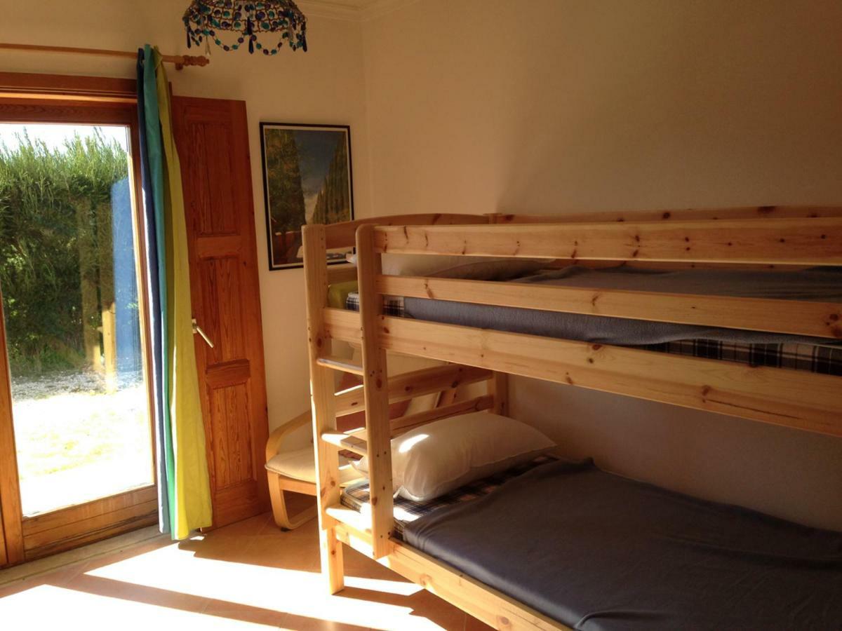 Quintinha Mojud Bed & Breakfast โรจิล ภายนอก รูปภาพ