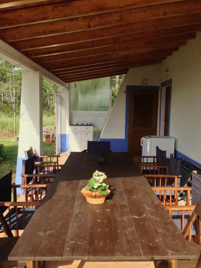 Quintinha Mojud Bed & Breakfast โรจิล ภายนอก รูปภาพ